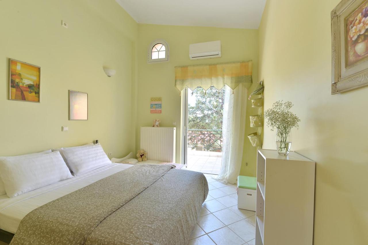 Domelia'S Luxury Apartments Near Airport & Beach アルテミダ エクステリア 写真