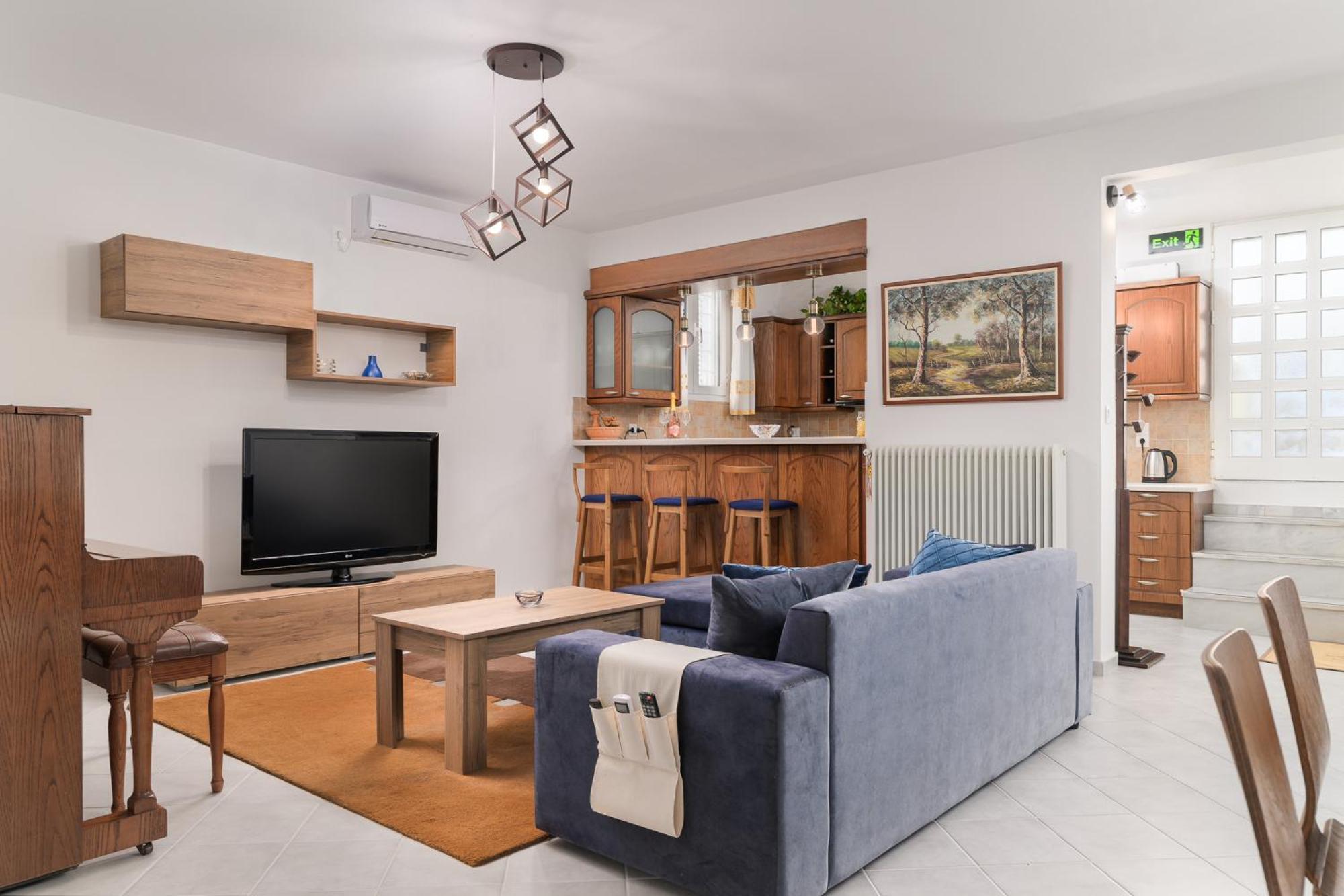 Domelia'S Luxury Apartments Near Airport & Beach アルテミダ エクステリア 写真
